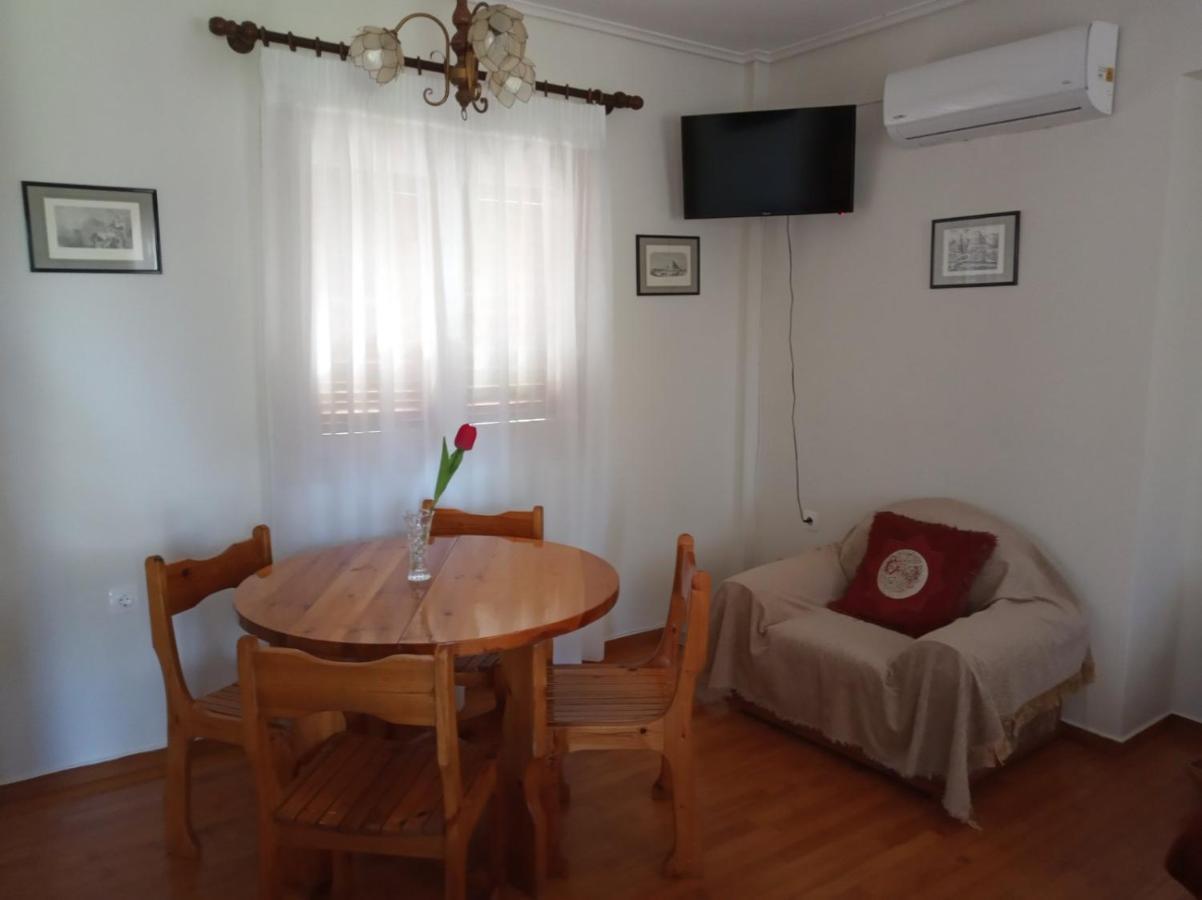 Manousi 1- Ground Floor Apartment Mystras Exterior photo